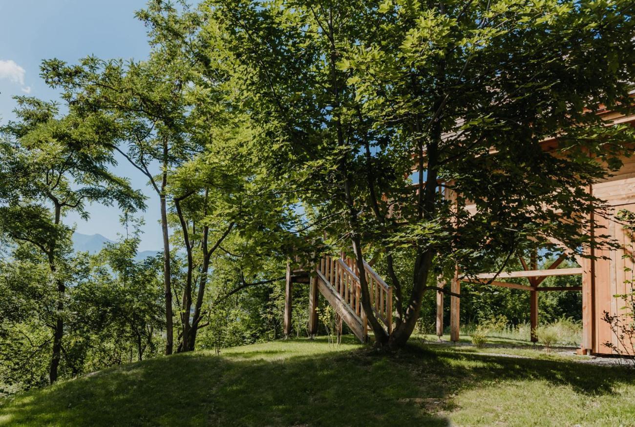 Les Cabanes Du Dauphine Et Logis A La Ferme Gap Exterior photo